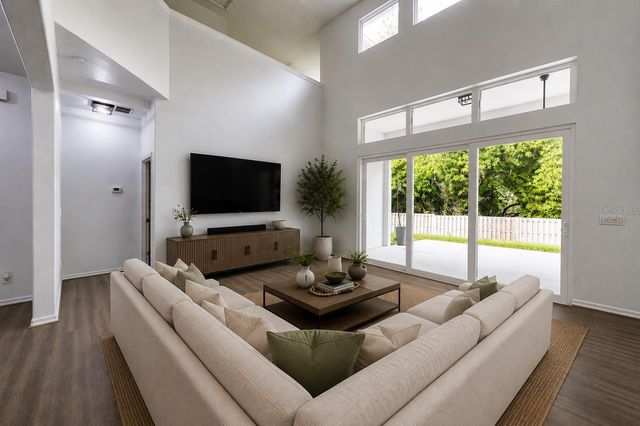228 36TH STREET NE, Bradenton, FL 34208