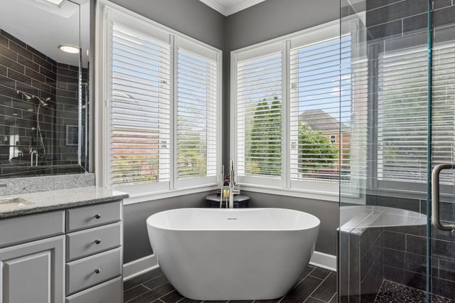 5018 Country Club Dr, Brentwood, TN 37027