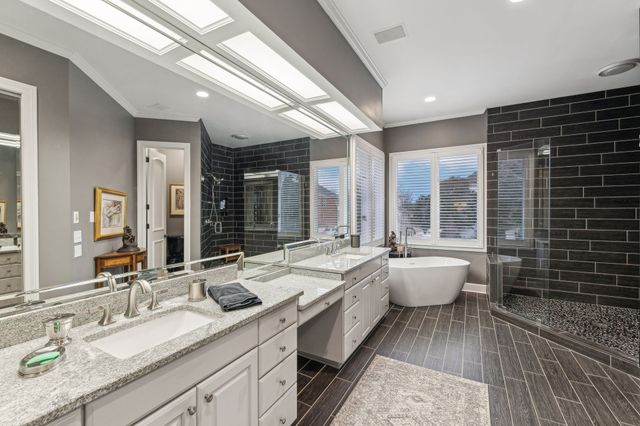 5018 Country Club Dr, Brentwood, TN 37027