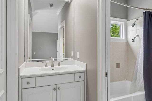 5018 Country Club Dr, Brentwood, TN 37027