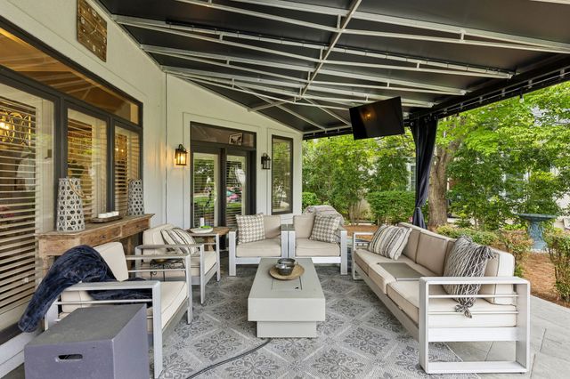 5018 Country Club Dr, Brentwood, TN 37027