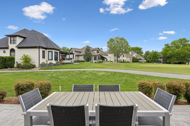 5018 Country Club Dr, Brentwood, TN 37027
