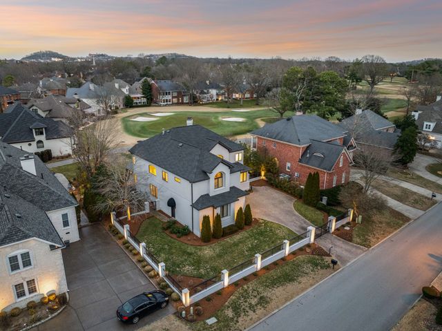 5018 Country Club Dr, Brentwood, TN 37027