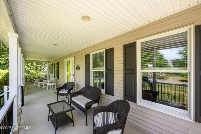 27 Olivia Way, Jackson, NJ 08527