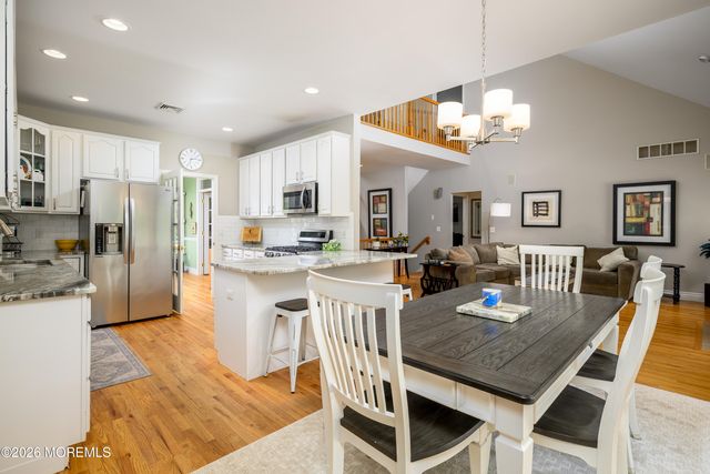 27 Olivia Way, Jackson, NJ 08527