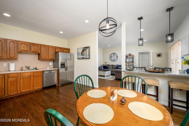 27 Olivia Way, Jackson, NJ 08527