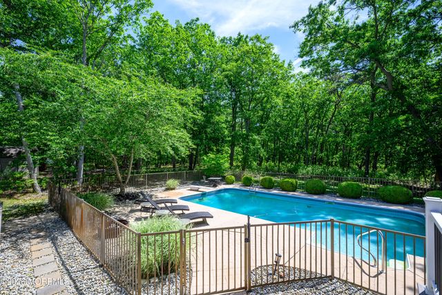 27 Olivia Way, Jackson, NJ 08527