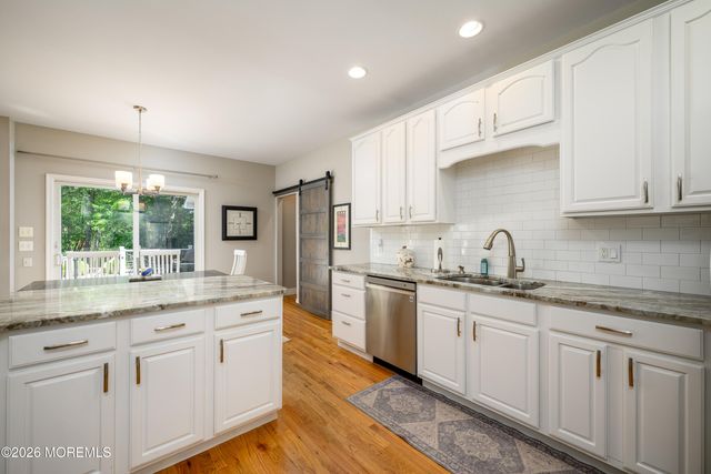 27 Olivia Way, Jackson, NJ 08527