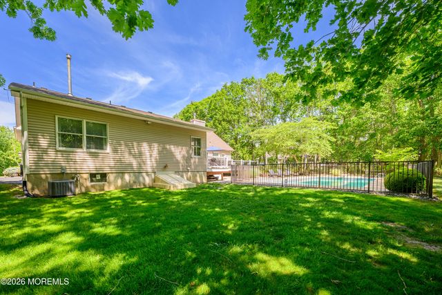 27 Olivia Way, Jackson, NJ 08527