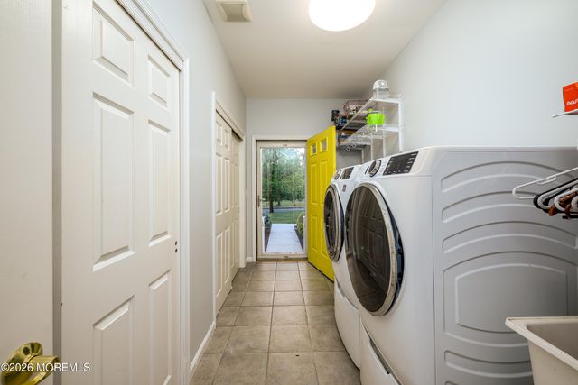 27 Olivia Way, Jackson, NJ 08527