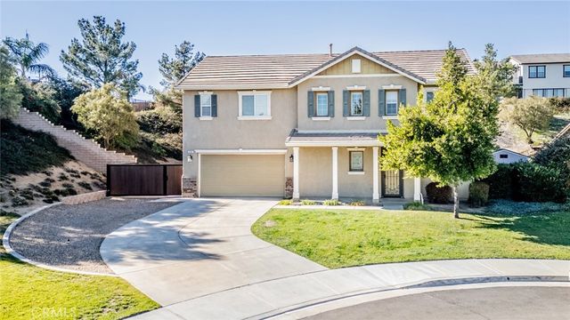 233 Drake Avenue, Beaumont, CA 92223