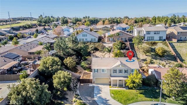 233 Drake Avenue, Beaumont, CA 92223