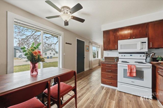 508 E Washington Ave, Nampa, ID 83686