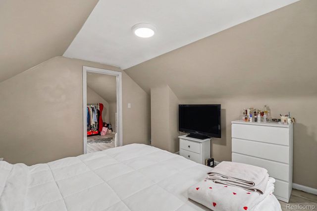 7251 Dolphin, Detroit, MI 48239