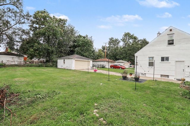 7251 Dolphin, Detroit, MI 48239