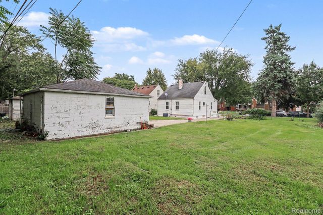 7251 Dolphin, Detroit, MI 48239