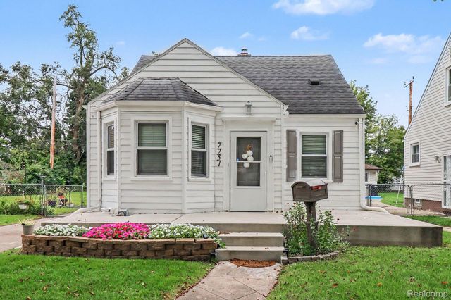 7251 Dolphin, Detroit, MI 48239