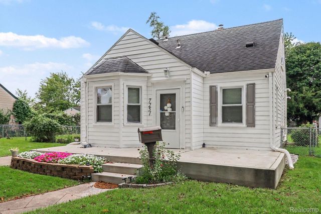 7251 Dolphin, Detroit, MI 48239