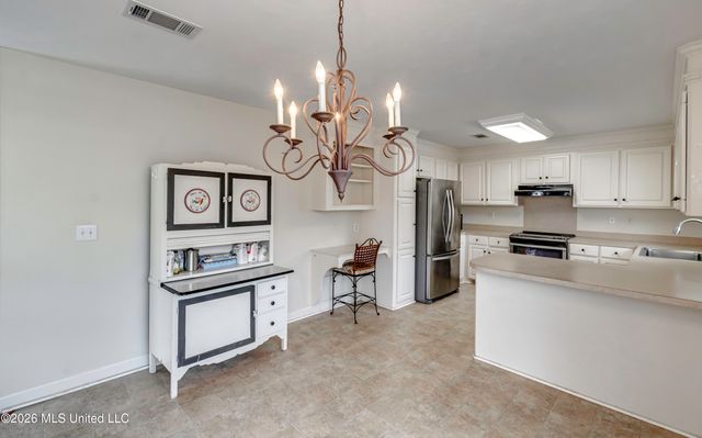 130 Meade Lane, Pearl, MS 39208