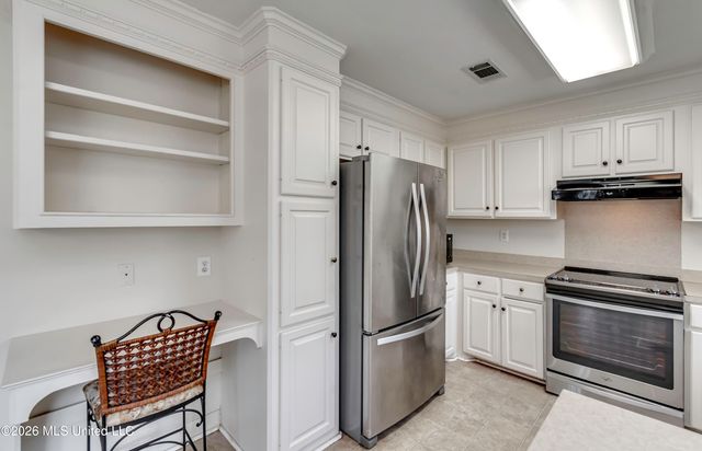 130 Meade Lane, Pearl, MS 39208