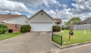 130 Meade Lane, Pearl, MS 39208