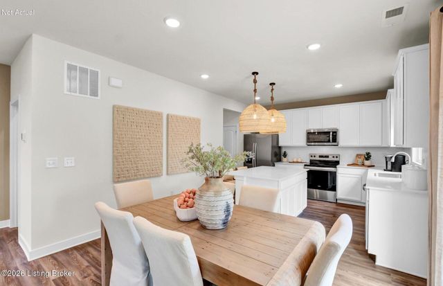 4011 Blackthorn Pl, La Grange, KY 40031