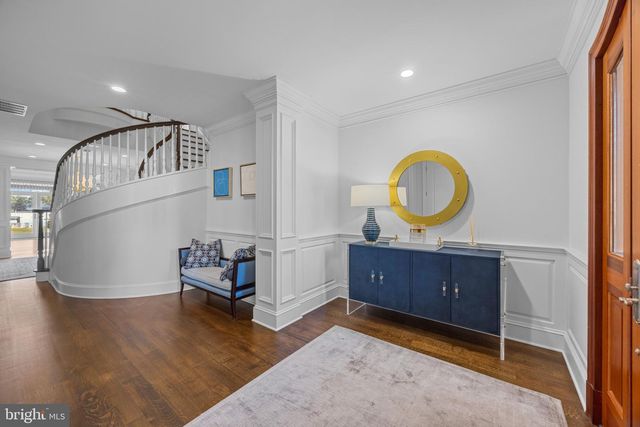 14 E LAKE DR, Annapolis, MD 21403