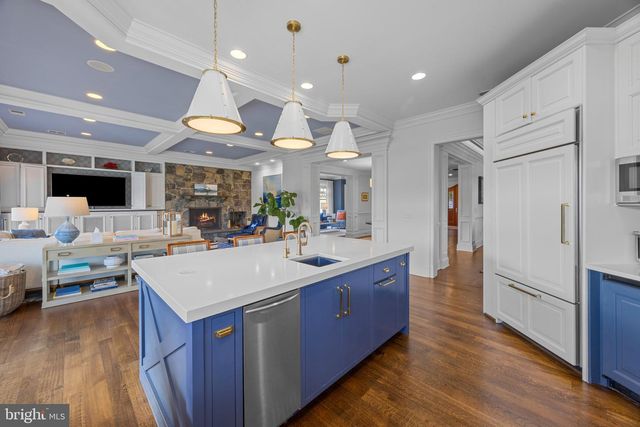 14 E LAKE DR, Annapolis, MD 21403