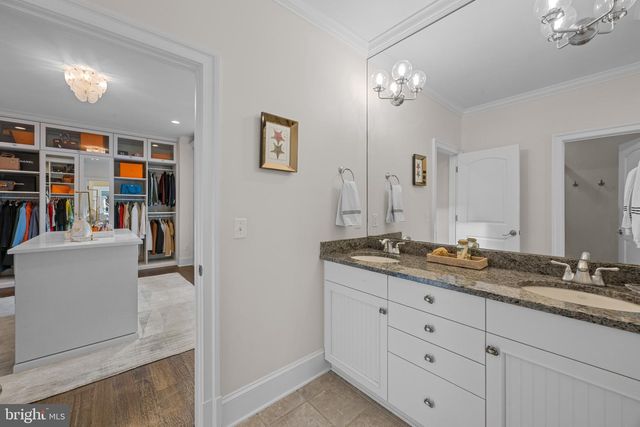 14 E LAKE DR, Annapolis, MD 21403