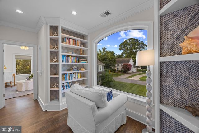 14 E LAKE DR, Annapolis, MD 21403