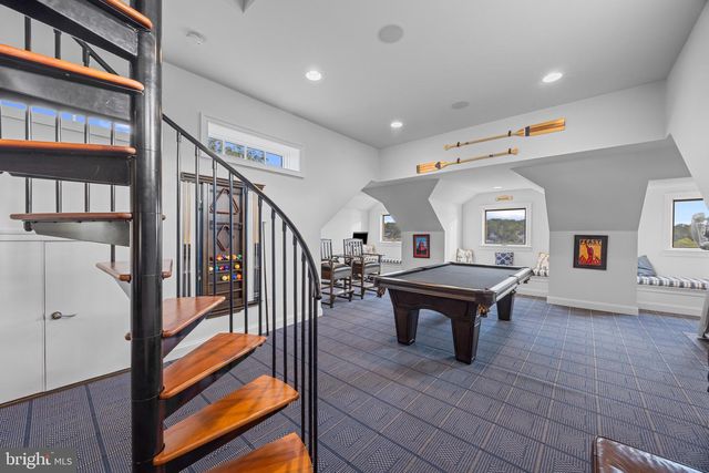 14 E LAKE DR, Annapolis, MD 21403
