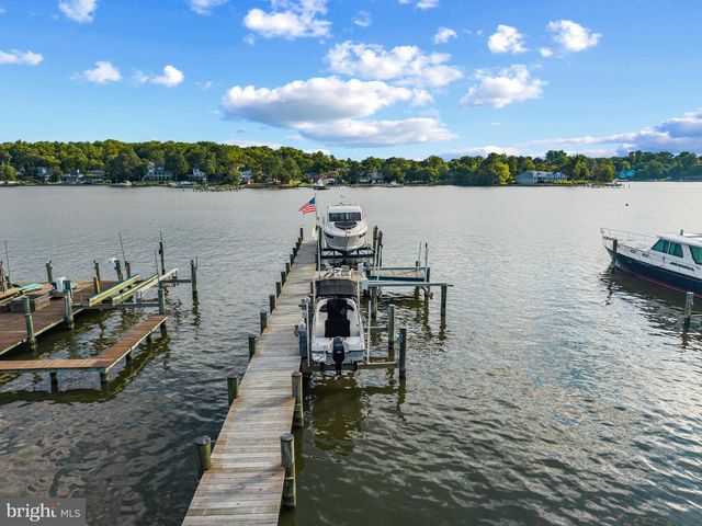 14 E LAKE DR, Annapolis, MD 21403