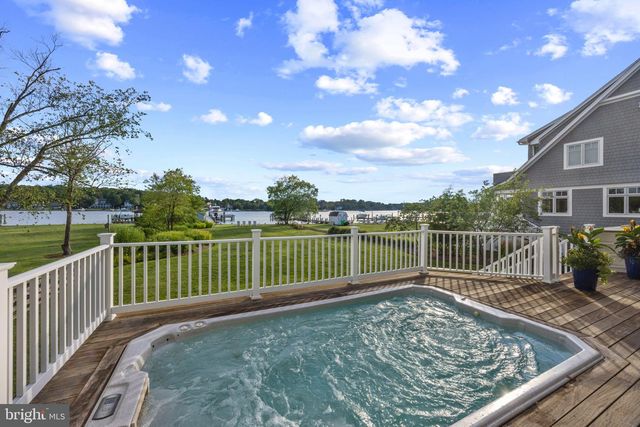 14 E LAKE DR, Annapolis, MD 21403