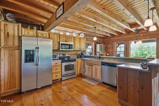 2080 South Allens Bridge Road, Greeneville, TN 37743
