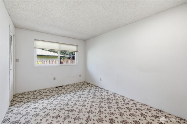 7032 132nd Avenue NE, Kirkland, WA 98033