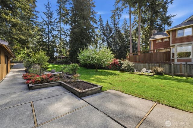 7032 132nd Avenue NE, Kirkland, WA 98033