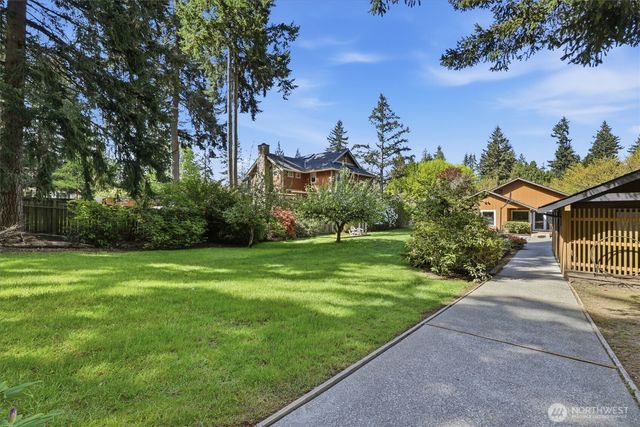 7032 132nd Avenue NE, Kirkland, WA 98033