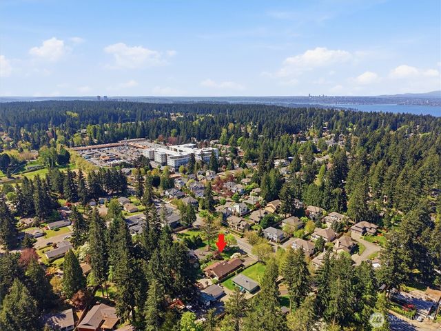 7032 132nd Avenue NE, Kirkland, WA 98033