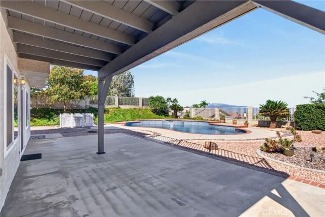 280 Clearwood, Riverside, CA 92506