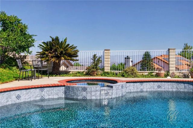280 Clearwood, Riverside, CA 92506