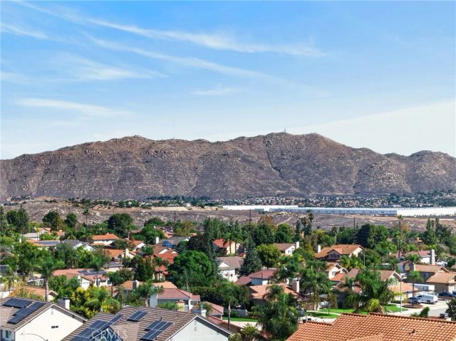 280 Clearwood, Riverside, CA 92506
