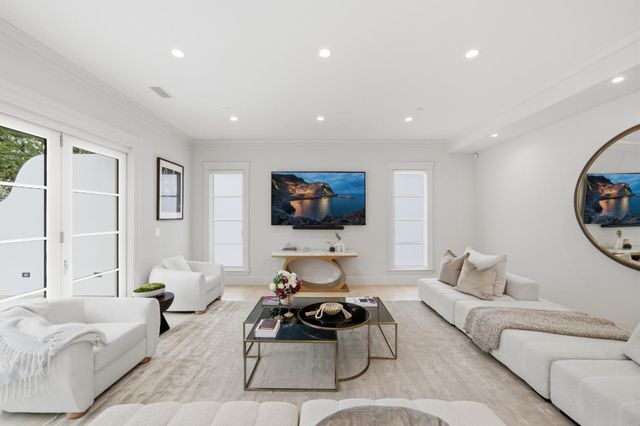 830 Bromfield Road, San Mateo, CA 94402