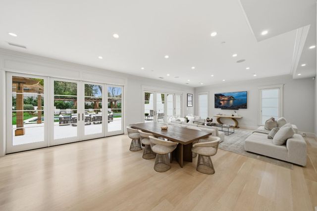 830 Bromfield Road, San Mateo, CA 94402