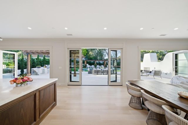 830 Bromfield Road, San Mateo, CA 94402