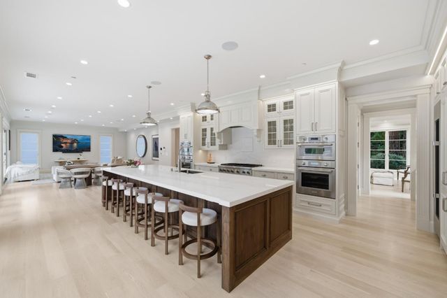 830 Bromfield Road, San Mateo, CA 94402