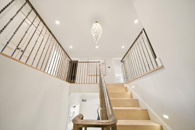 830 Bromfield Road, San Mateo, CA 94402