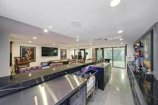 830 Bromfield Road, San Mateo, CA 94402