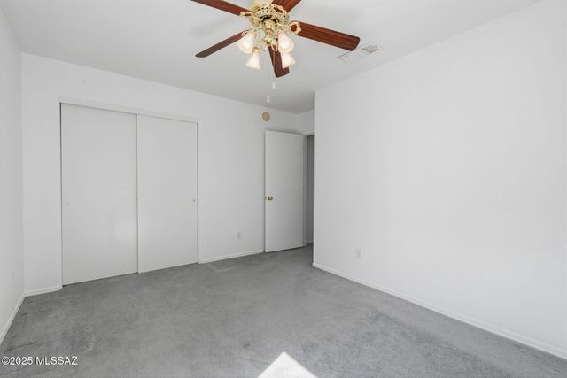 10138 E Sunrise Meadow Place, Tucson, AZ 85747