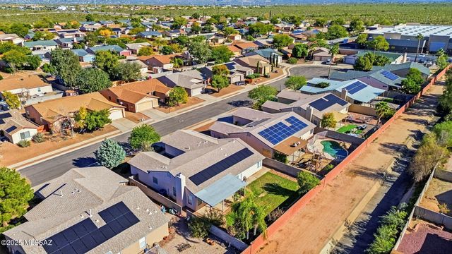 10138 E Sunrise Meadow Place, Tucson, AZ 85747