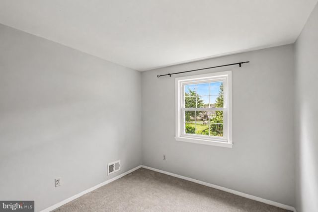 14010 MONTOCLAIR LN, Woodbridge, VA 22193